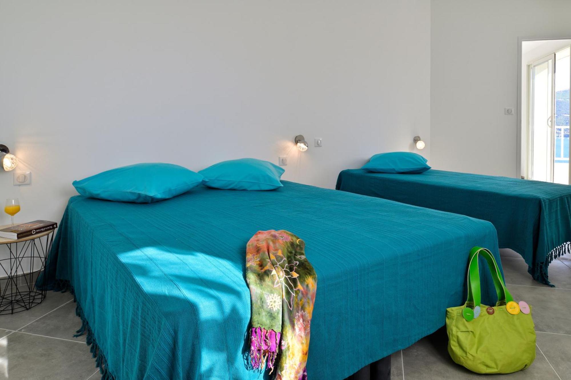 Residence Roc E Mare Тиуксия Стая снимка