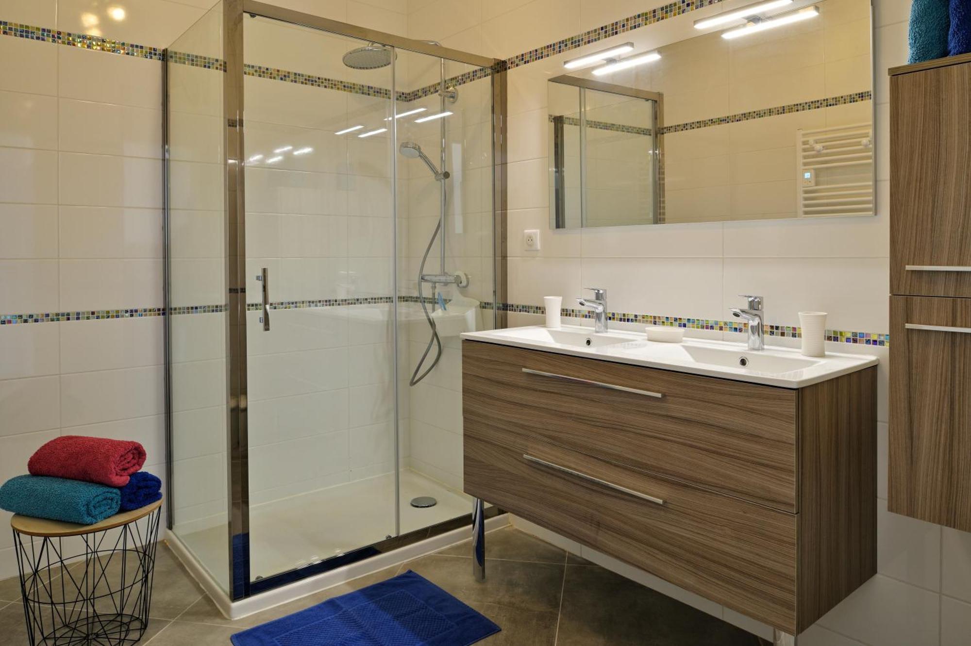 Residence Roc E Mare Тиуксия Стая снимка