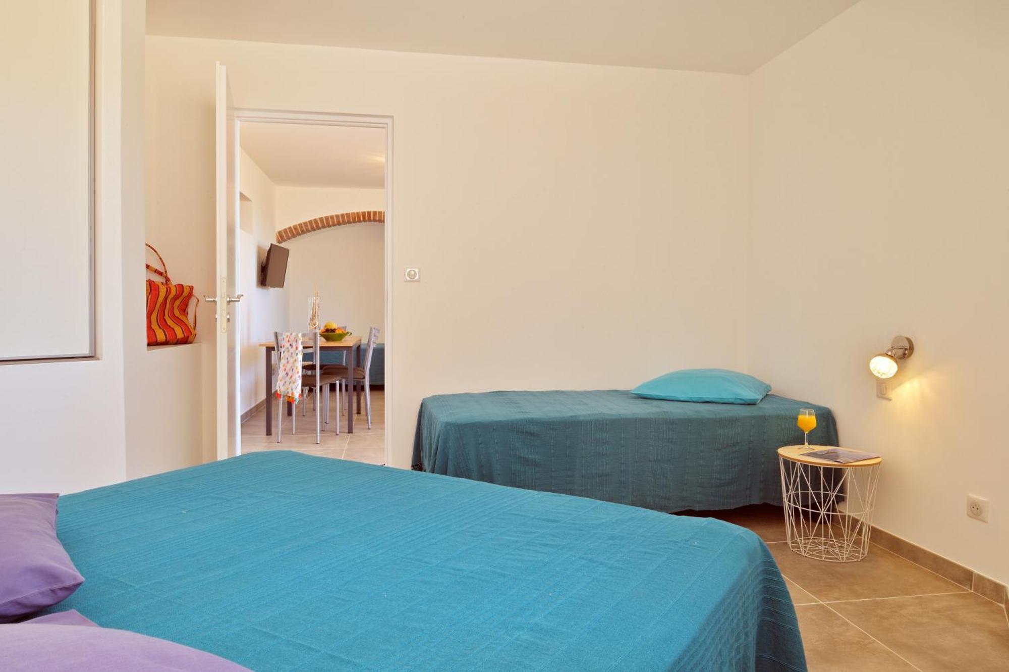 Residence Roc E Mare Тиуксия Екстериор снимка